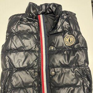 Stylish Black Baby Puffer Jacket-Vest by: Mini Shatsu Size S